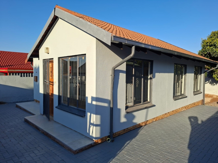 3 Bedroom Property for Sale in Geelhoutpark North West